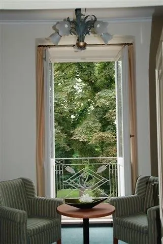 Castle Hotel