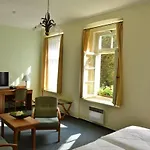Hotel Castle 4*