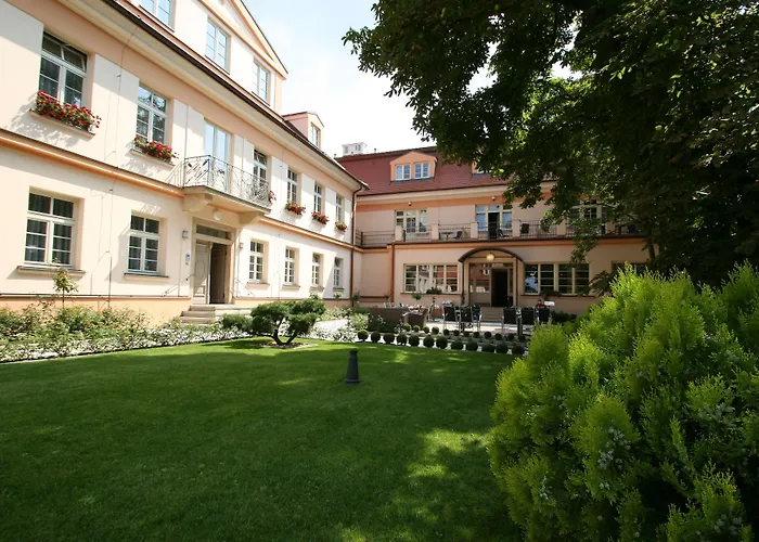 Castle 4*
